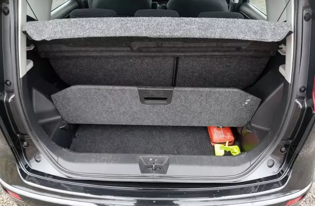 NISSAN Note 1.4 i 16V (88 KM)