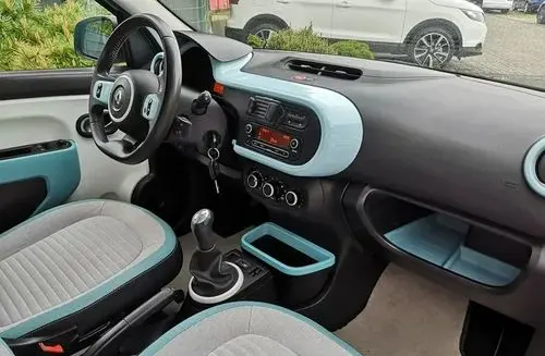 RENAULT Twingo 