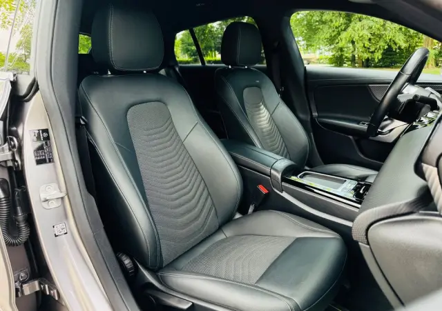 MERCEDES-BENZ CLA 200 d 8G-DCT Edition Progressive Line