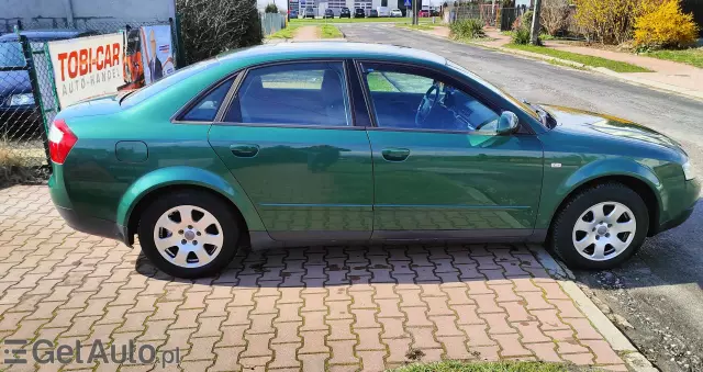 AUDI A4 2.0