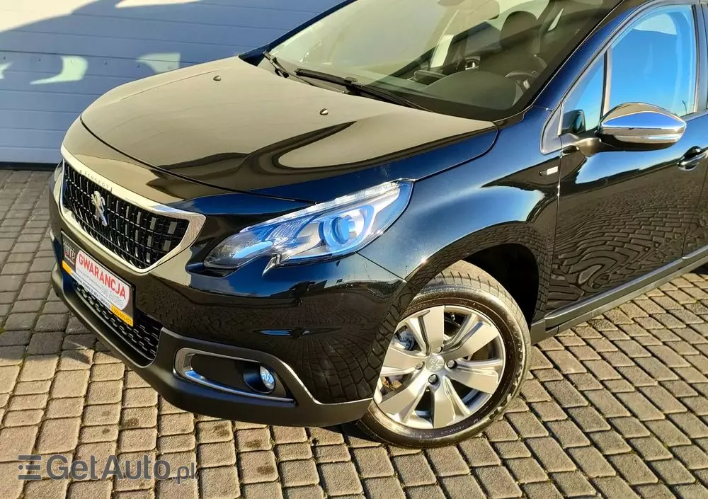 PEUGEOT 2008 1.2 Pure Tech Style