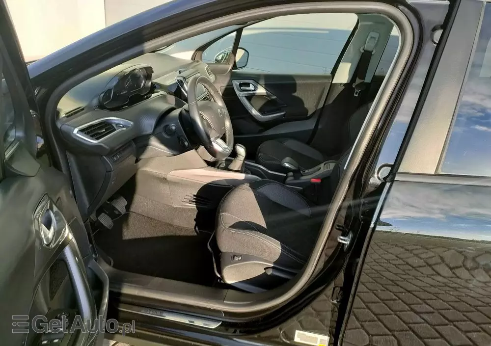 PEUGEOT 2008 1.2 Pure Tech Style