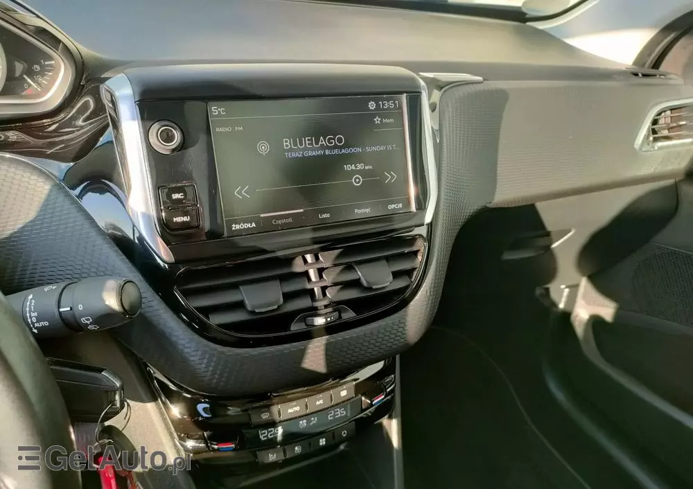 PEUGEOT 2008 1.2 Pure Tech Style