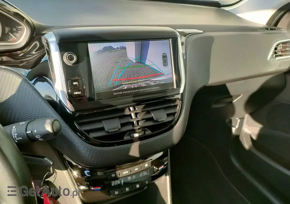 PEUGEOT 2008 1.2 Pure Tech Style