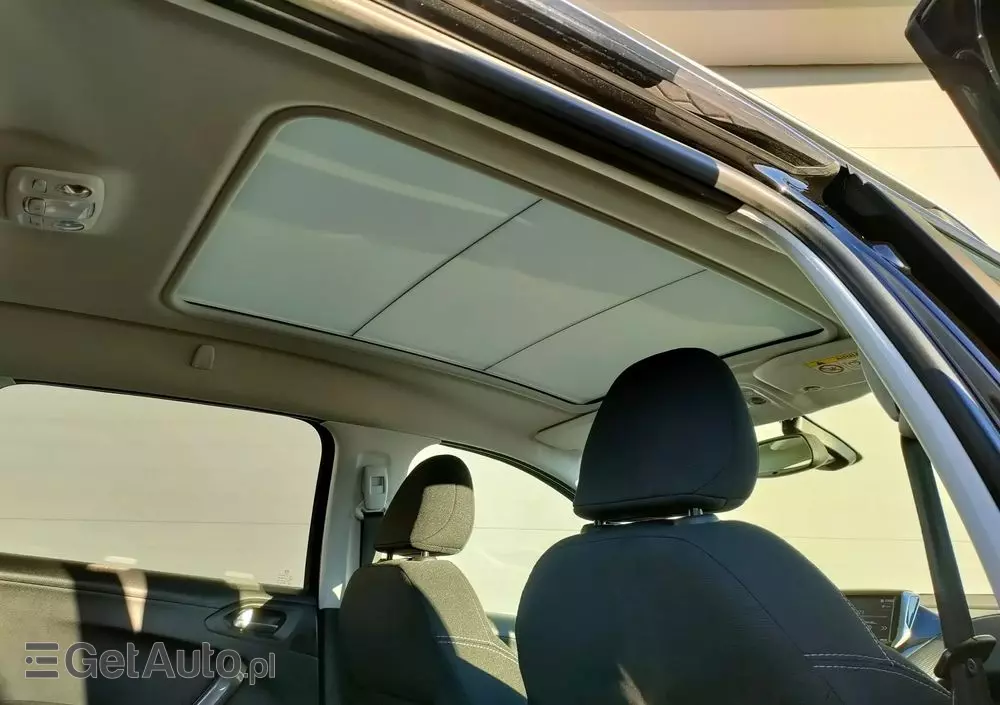 PEUGEOT 2008 1.2 Pure Tech Style