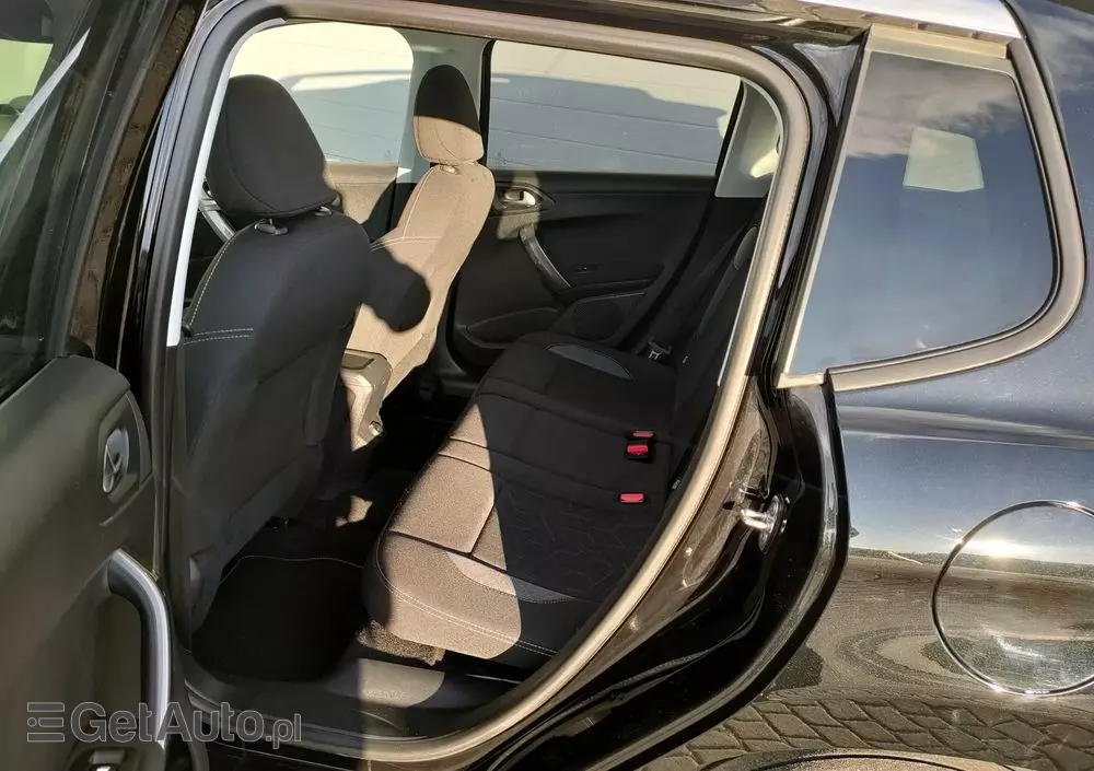 PEUGEOT 2008 1.2 Pure Tech Style