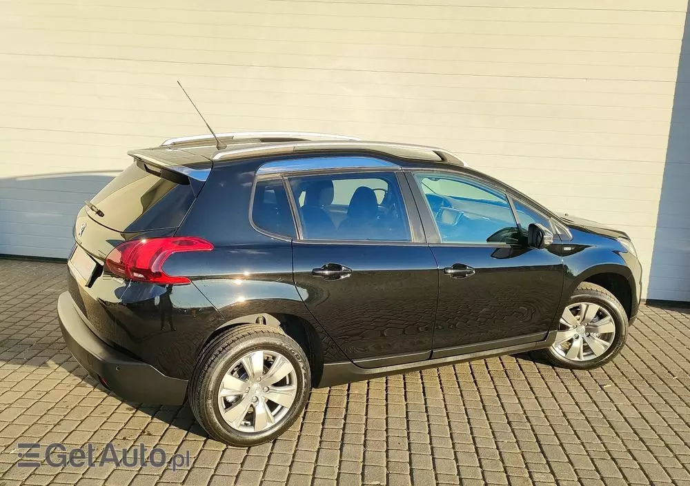 PEUGEOT 2008 1.2 Pure Tech Style