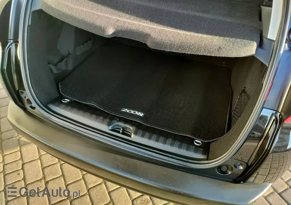 PEUGEOT 2008 1.2 Pure Tech Style