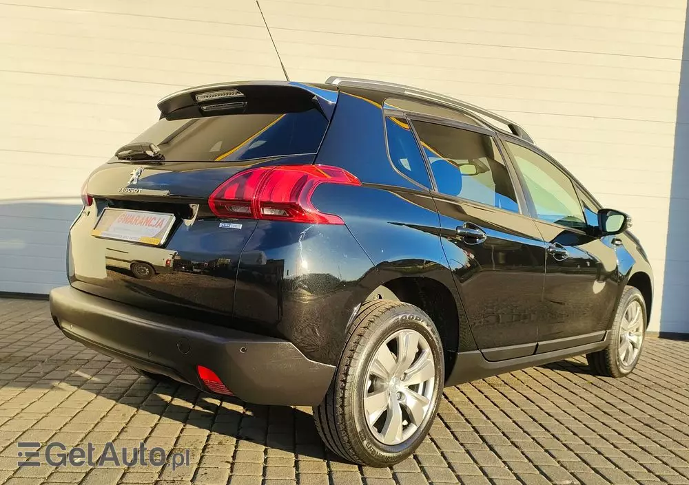 PEUGEOT 2008 1.2 Pure Tech Style