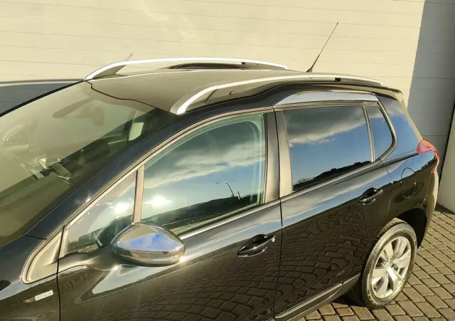 PEUGEOT 2008 1.2 Pure Tech Style