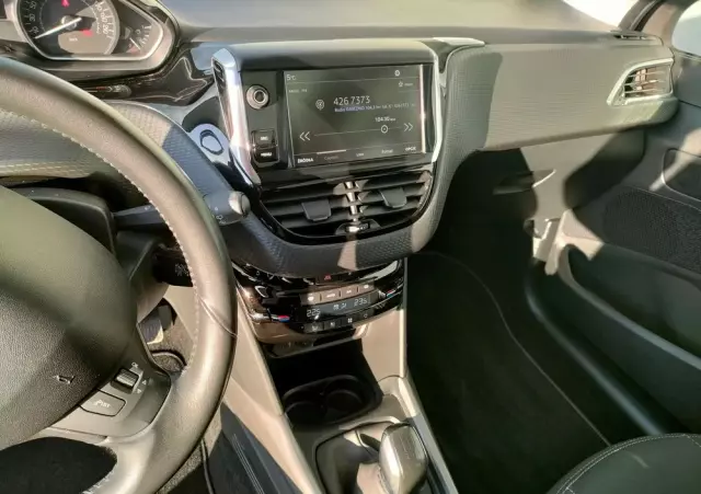 PEUGEOT 2008 1.2 Pure Tech Style