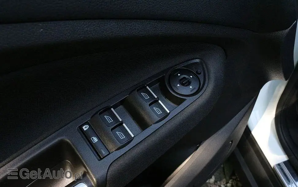 FORD Grand C-MAX 1.5 TDCi Start-Stopp-System Titanium