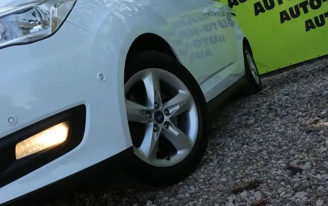 FORD Grand C-MAX 1.5 TDCi Start-Stopp-System Titanium