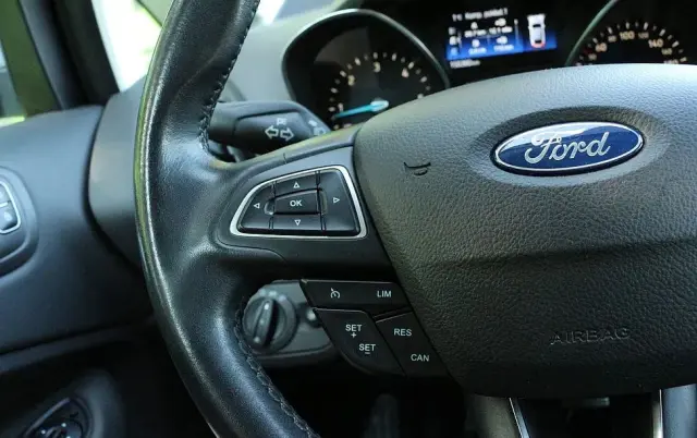 FORD Grand C-MAX 1.5 TDCi Start-Stopp-System Titanium