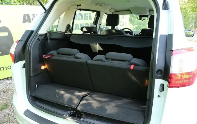 FORD Grand C-MAX 1.5 TDCi Start-Stopp-System Titanium