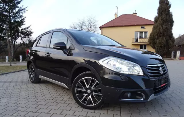 SUZUKI SX4 S-Cross 