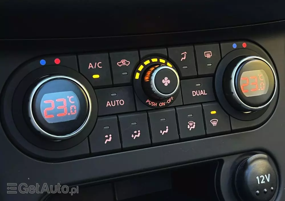 NISSAN Qashqai 1.5 dCi Tekna