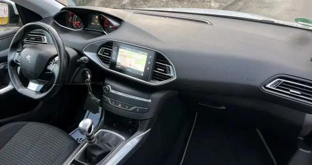 PEUGEOT 308 1.5 BlueHDi Active Pack Business S&S