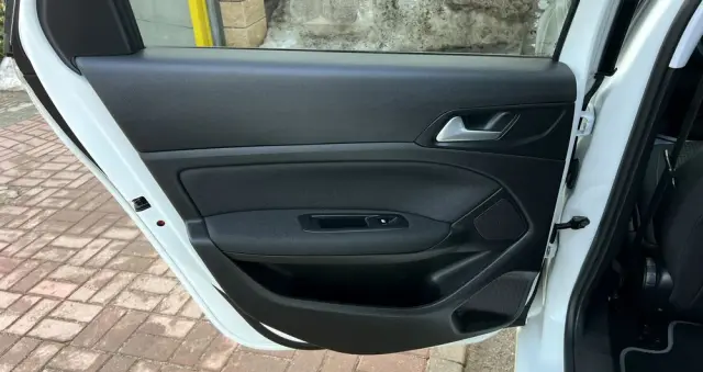 PEUGEOT 308 1.5 BlueHDi Active Pack Business S&S