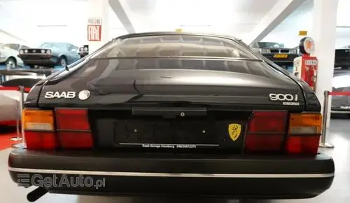 SAAB 900i 