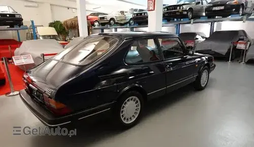 SAAB 900i 