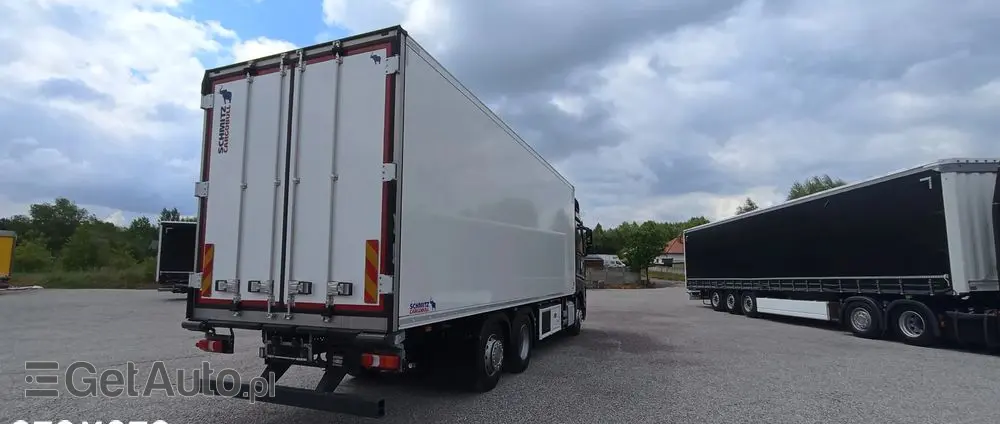 MERCEDES-BENZ Actros 2545 6x2 Chłodnia 22 palety 