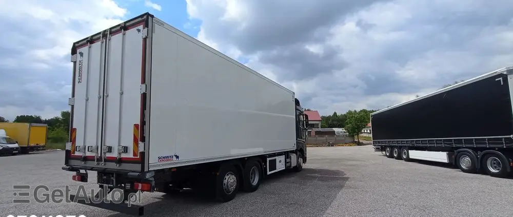 MERCEDES-BENZ Actros 2545 6x2 Chłodnia 22 palety 