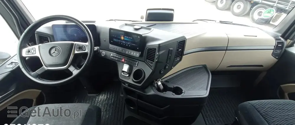 MERCEDES-BENZ Actros 2545 6x2 Chłodnia 22 palety 