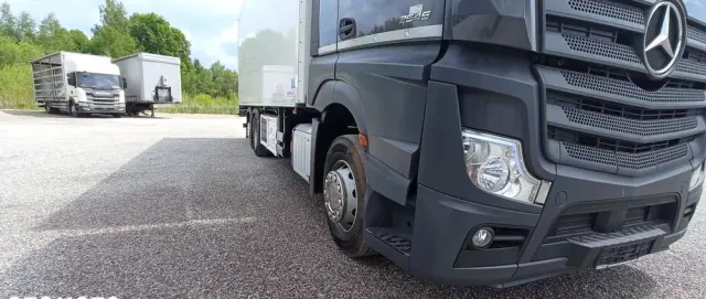 MERCEDES-BENZ Actros 2545 6x2 Chłodnia 22 palety 