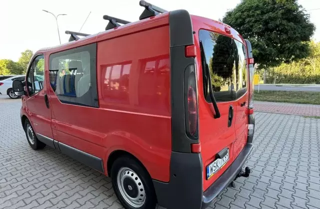 RENAULT Trafic 