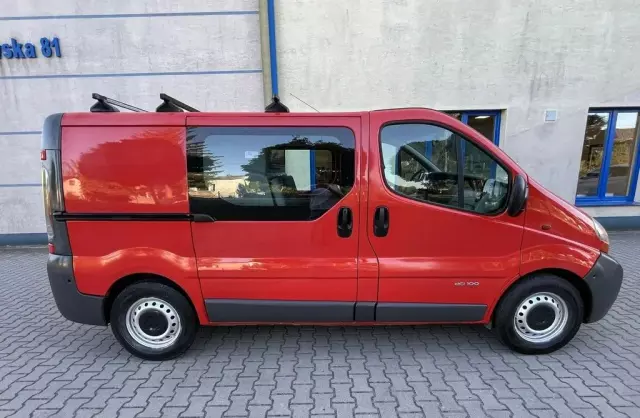 RENAULT Trafic 