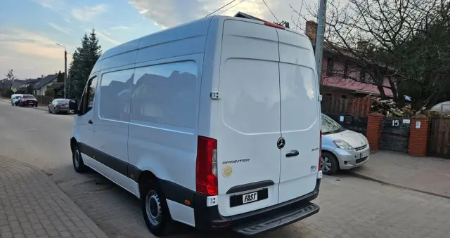 MERCEDES-BENZ SPRINTER 311CDI 37 