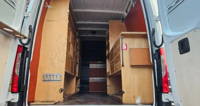 MERCEDES-BENZ SPRINTER 311CDI 37 