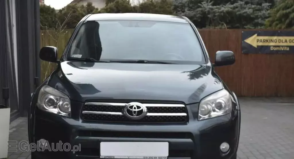 TOYOTA Rav 4 