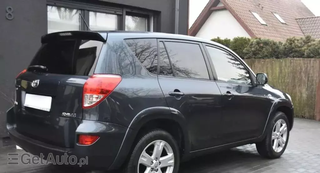 TOYOTA Rav 4 