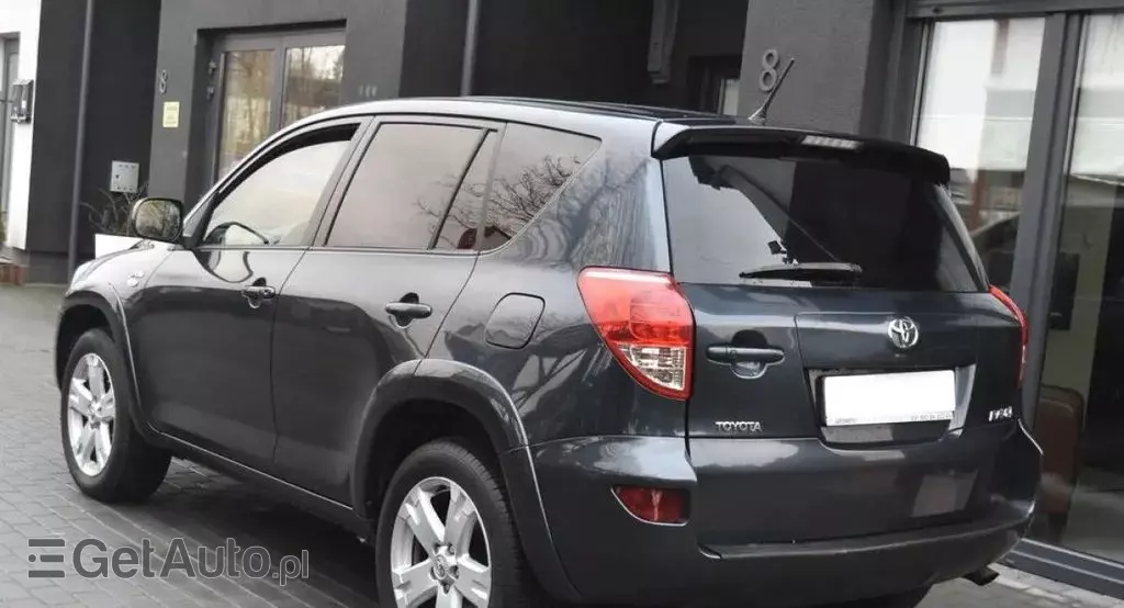 TOYOTA Rav 4 