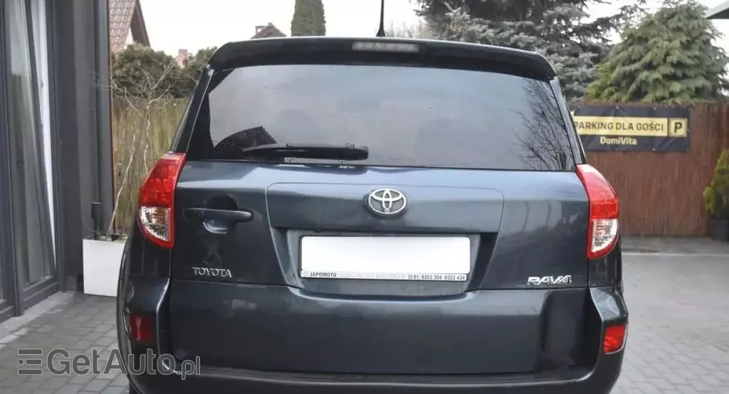 TOYOTA Rav 4 