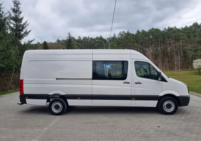 VOLKSWAGEN Crafter 