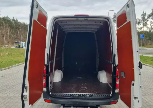 VOLKSWAGEN Crafter 