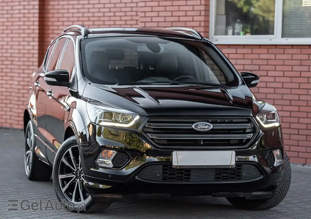 FORD Kuga 2.0 TDCi 4x4 ST-Line