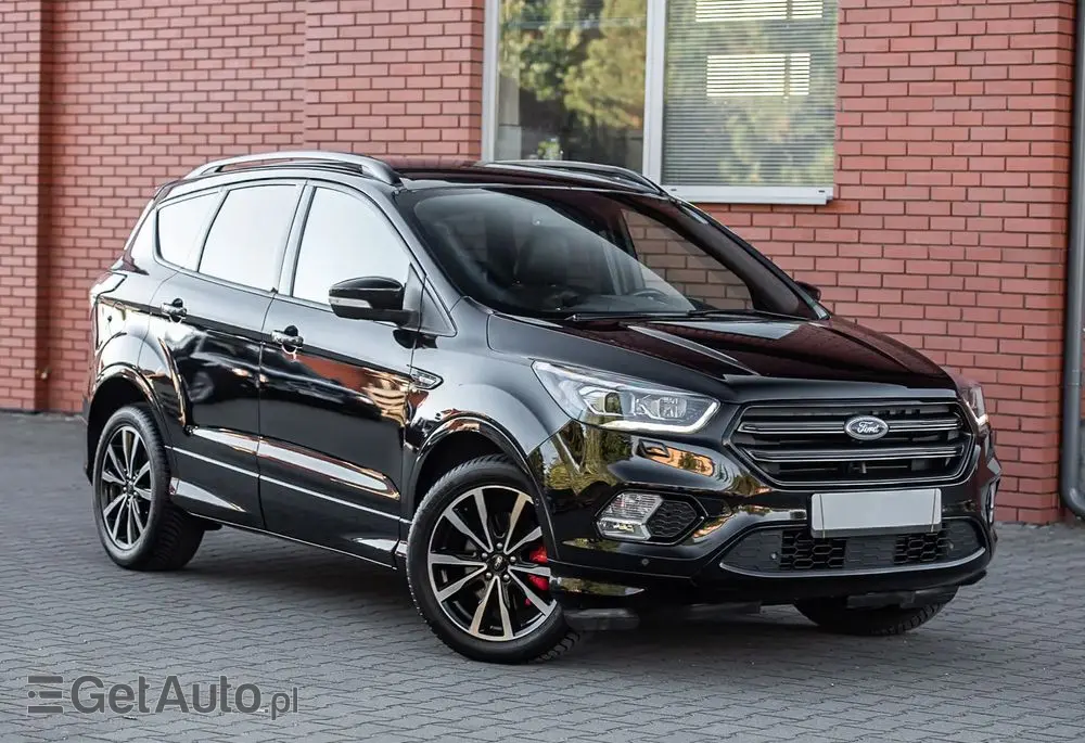 FORD Kuga 2.0 TDCi 4x4 ST-Line