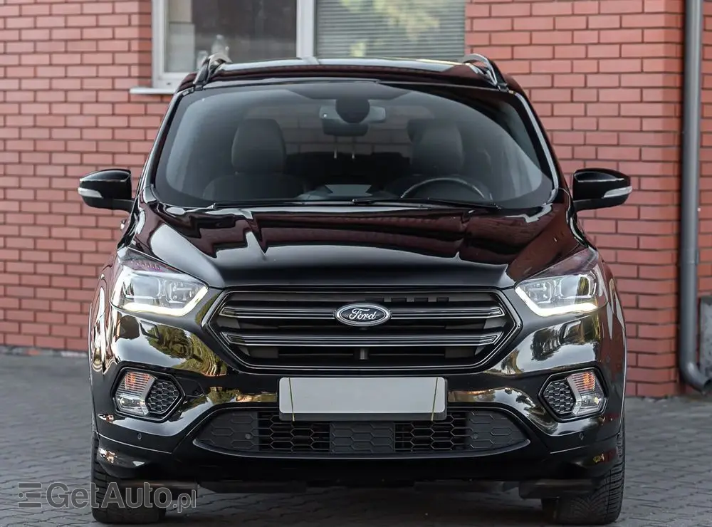 FORD Kuga 2.0 TDCi 4x4 ST-Line