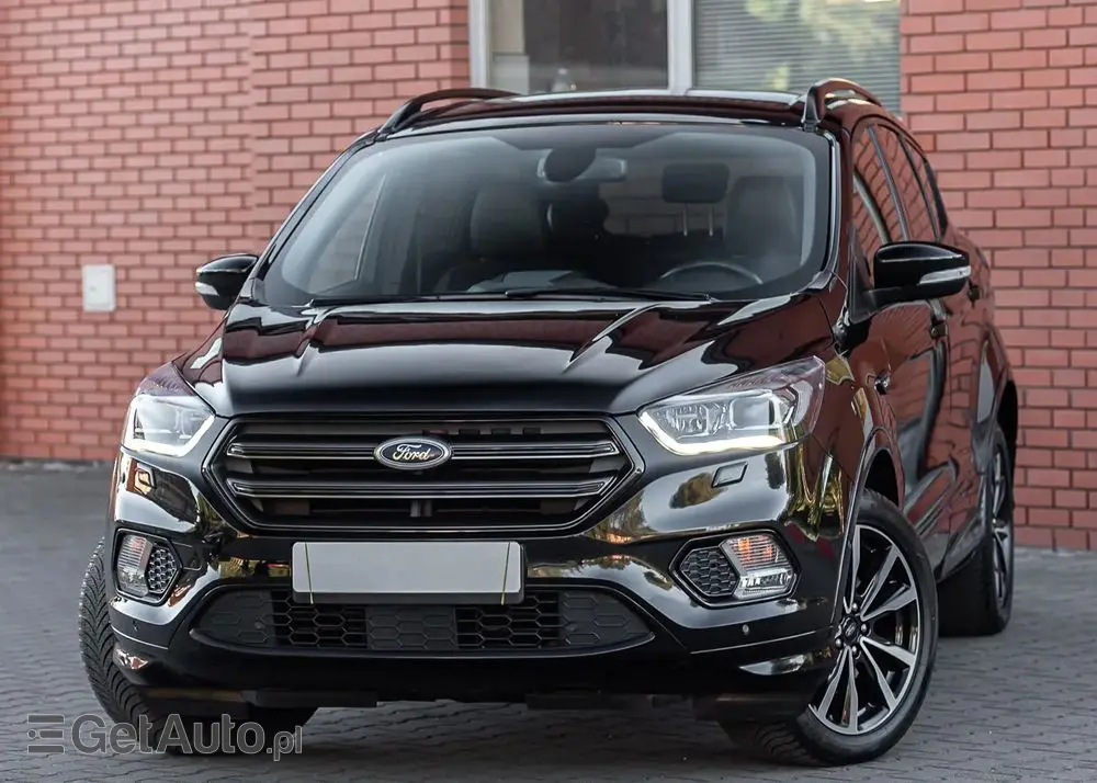 FORD Kuga 2.0 TDCi 4x4 ST-Line