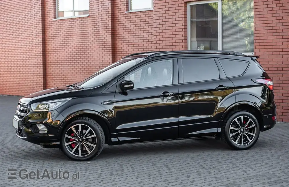 FORD Kuga 2.0 TDCi 4x4 ST-Line