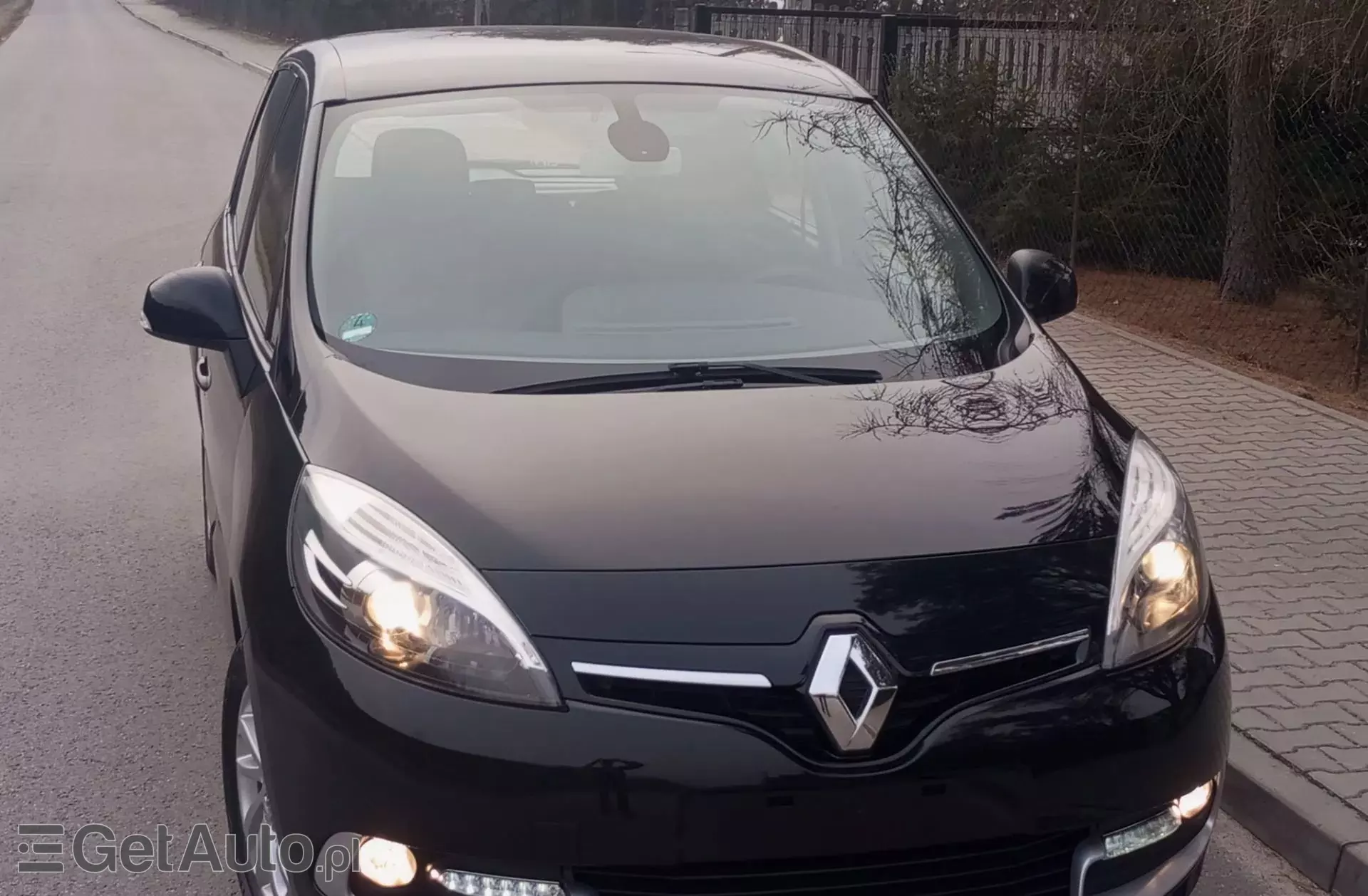 RENAULT Scenic 1.6 16V (110 KM)