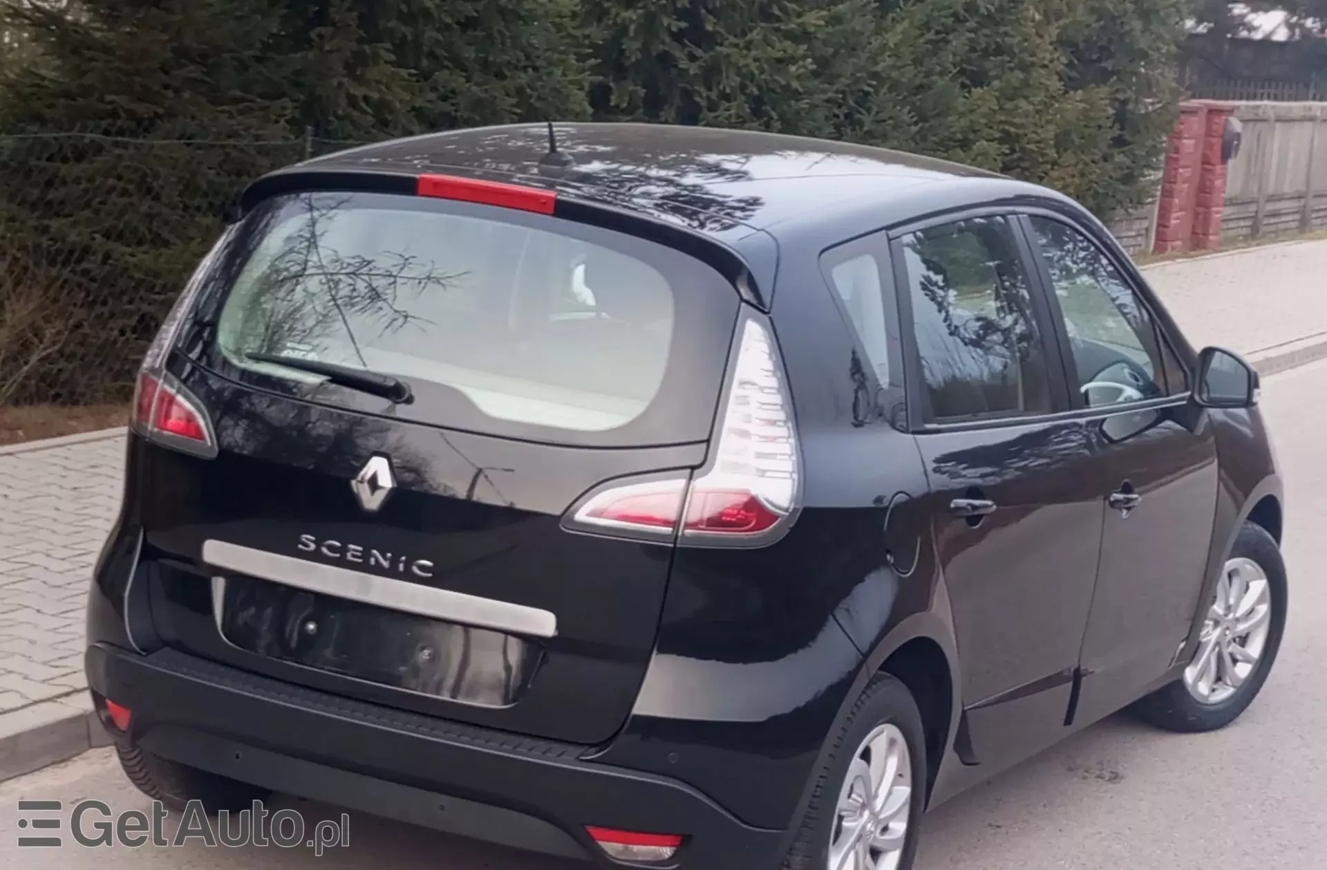 RENAULT Scenic 1.6 16V (110 KM)