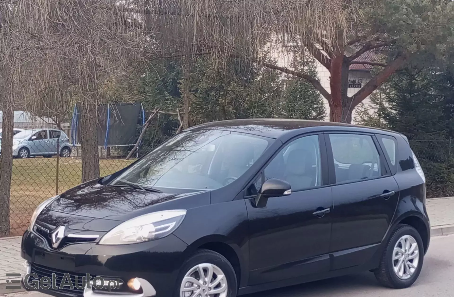 RENAULT Scenic 1.6 16V (110 KM)