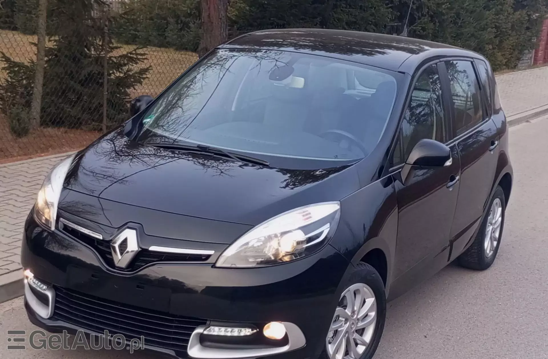 RENAULT Scenic 1.6 16V (110 KM)
