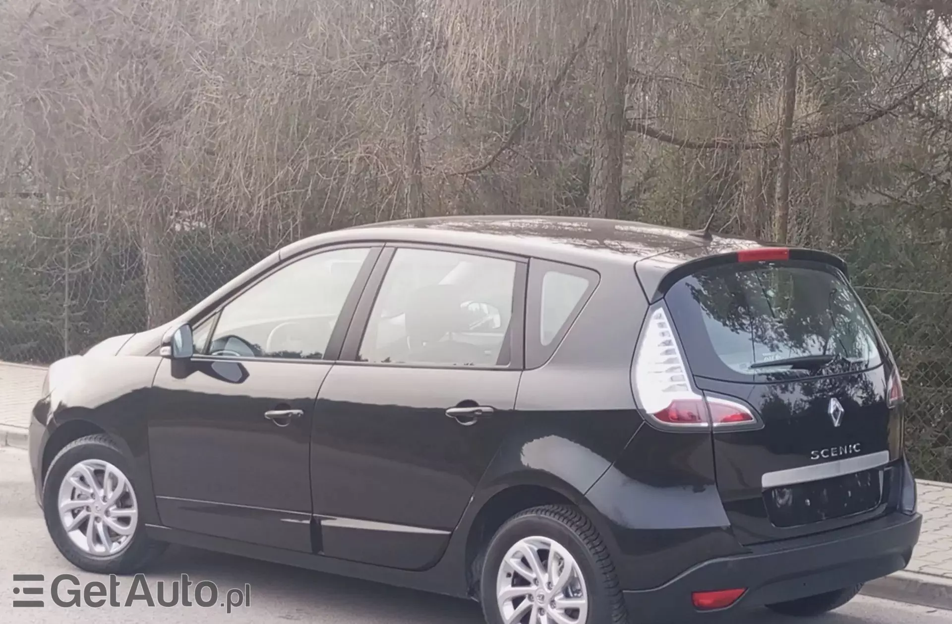 RENAULT Scenic 1.6 16V (110 KM)