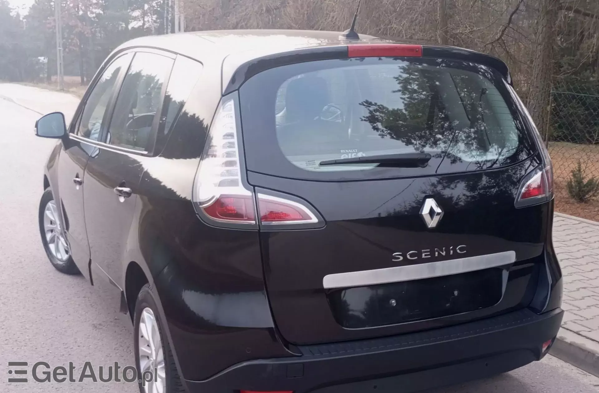 RENAULT Scenic 1.6 16V (110 KM)